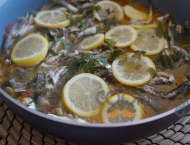 Η συνταγή της ημέρας: Γαύρος σαγανάκι